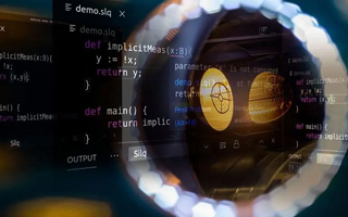 安吉 api php源码,下载的php源码怎么运行呢？